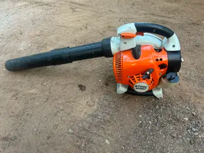 STIHL SH 86 C Gas Leaf Blower / Vacuum Shredder + Gutter Kit & I, View more