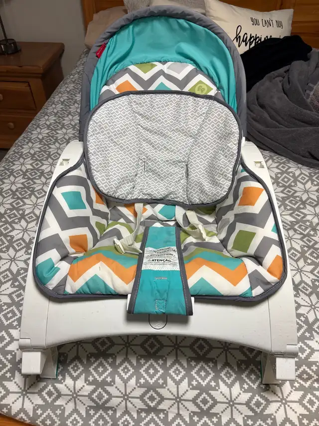 Fisher Price Baby Rocker  in Playpens, Swings & Saucers in Kitchener / Waterloo - Image 4