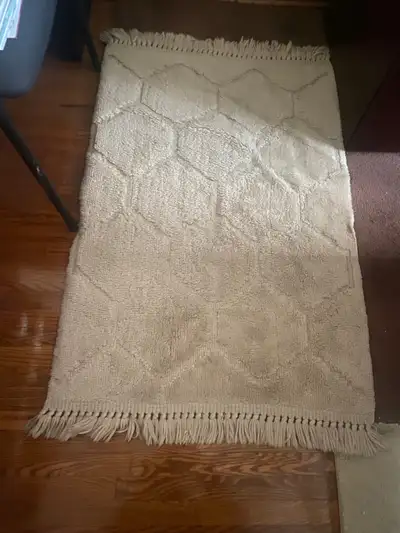 Beautiful Area rug, View more