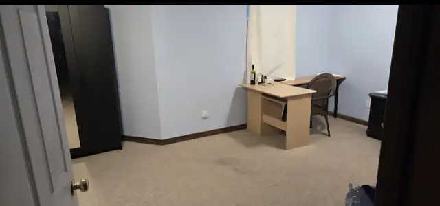 One big bedroom in basement- please read the description below. in Room Rentals & Roommates in Cambridge - Image 5