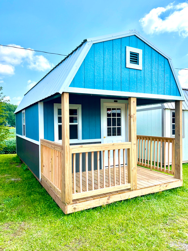 Lofted Cabin For Sale in Outdoor Tools & Storage in London - Image 2