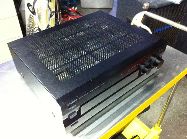 Yamaha AX-596 power amplifier in General Electronics in Markham / York Region - Image 4
