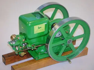 ANTIQUE JOHN DEERE HIT & MISS STATIONARY ENGINE, View more