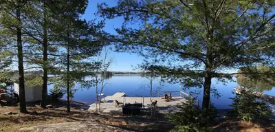 Lakefront vacation rental, View more