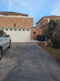 2 Bed Basement Apartment Centrally Located in Mississauga