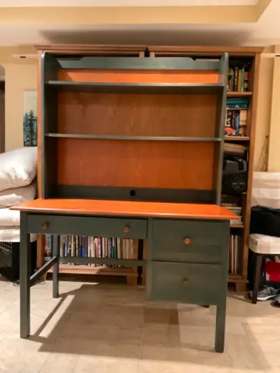 Set de chambre en bois (couleur vert) enfant (lit, bureau, bibliotheque, table de nuit)