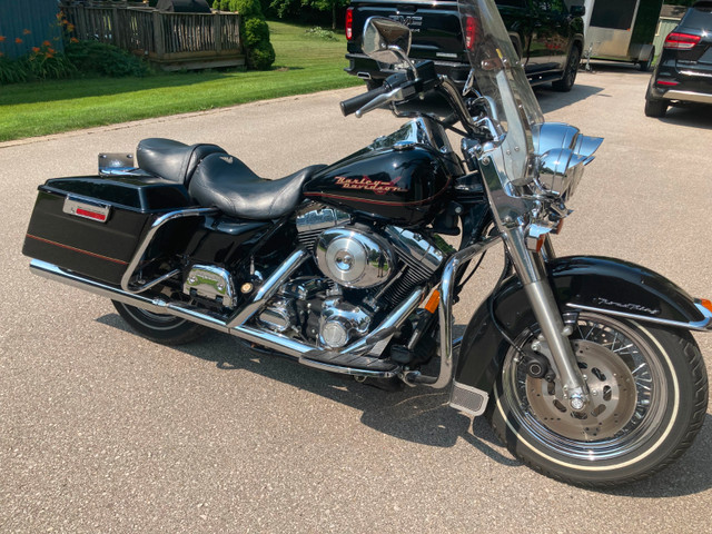 1999 Harley Davidson Road King in Touring in Owen Sound