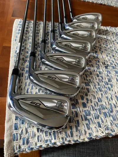 Wilson Staff D9 Forged Irons, View more