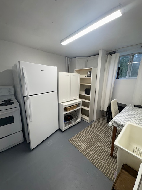 IMMEDIATELY to June  Apartment for rent in Sauble Beach in Short Term Rentals in Owen Sound - Image 7