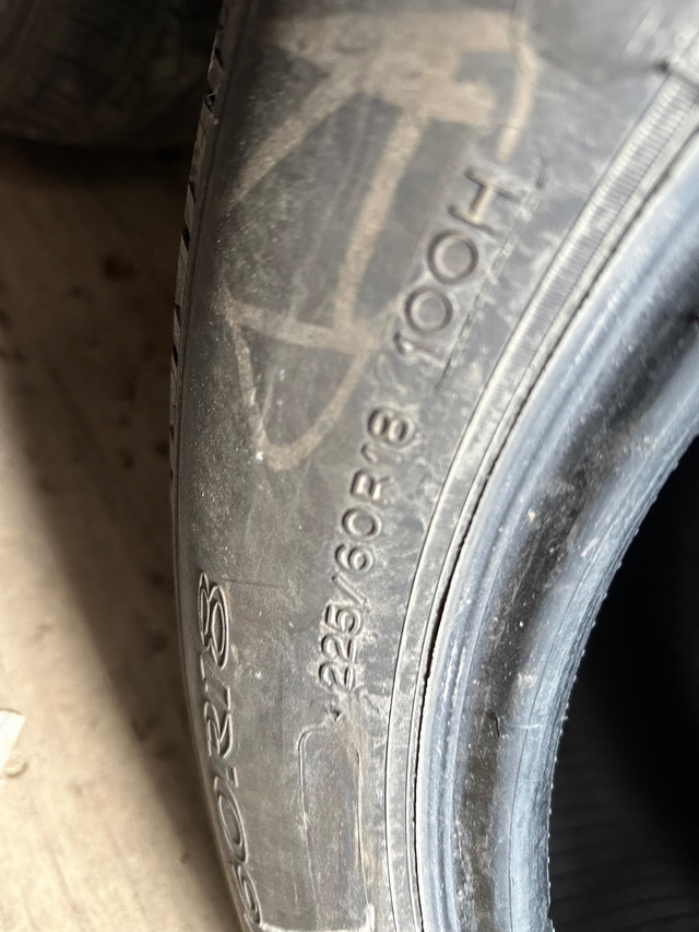 4 pneus d ete 225/60r18 Michelin  dans Pneus et jantes  à Lévis - Image 3