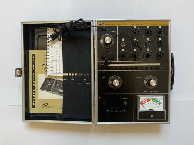 Tube Tester plus Lot of +600 Radio / TV Vacuum tubes in General Electronics in City of Toronto