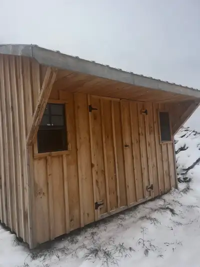 Looking for a work/storage shed, bunkie, hunting blind or garden shed for your home or cottage? Mayb...
