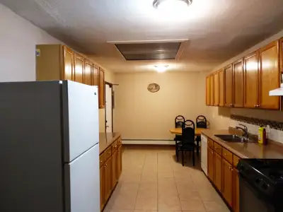 3 bedrooms for rent