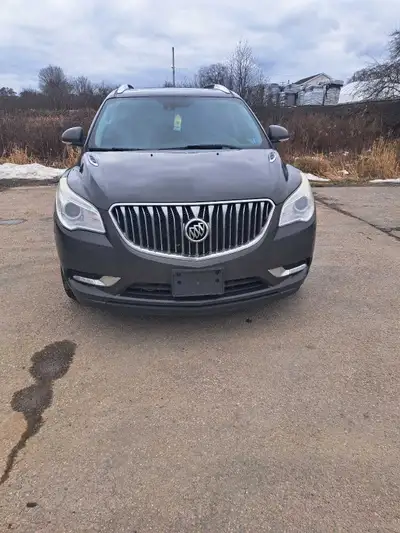 Suv has a 3.6L engine 271k automatic Awd mvi until April 2027 fully loaded with heated and cool seat...