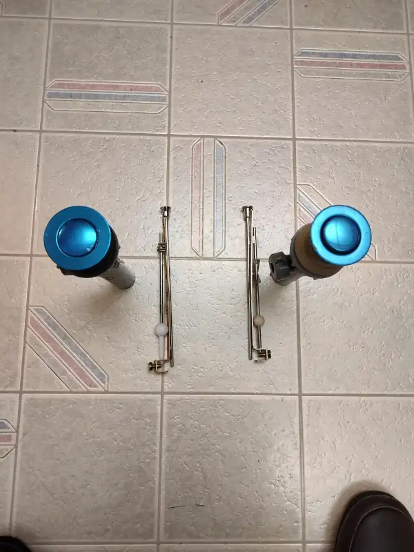 Brand New Lever Pop-Up Drain Assembly For Bathroom Sink in Plumbing, Sinks, Toilets & Showers in Calgary - Image 2