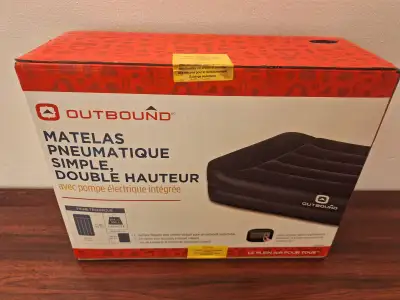 Matelas gonflable simple avec pompe integrer.Jamais utiliser., View more