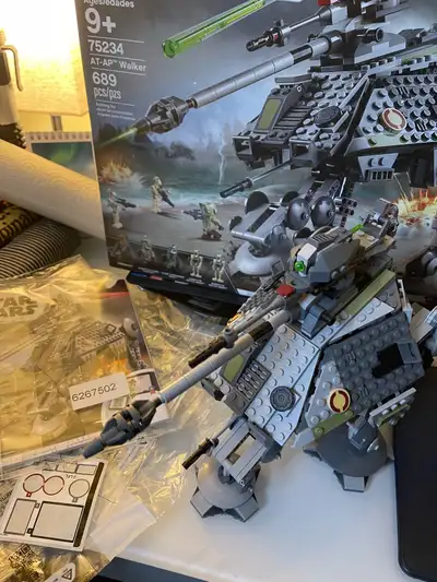 Included: Box, Instruction Sheet, and At-Ap Set NO MINIFIGURES