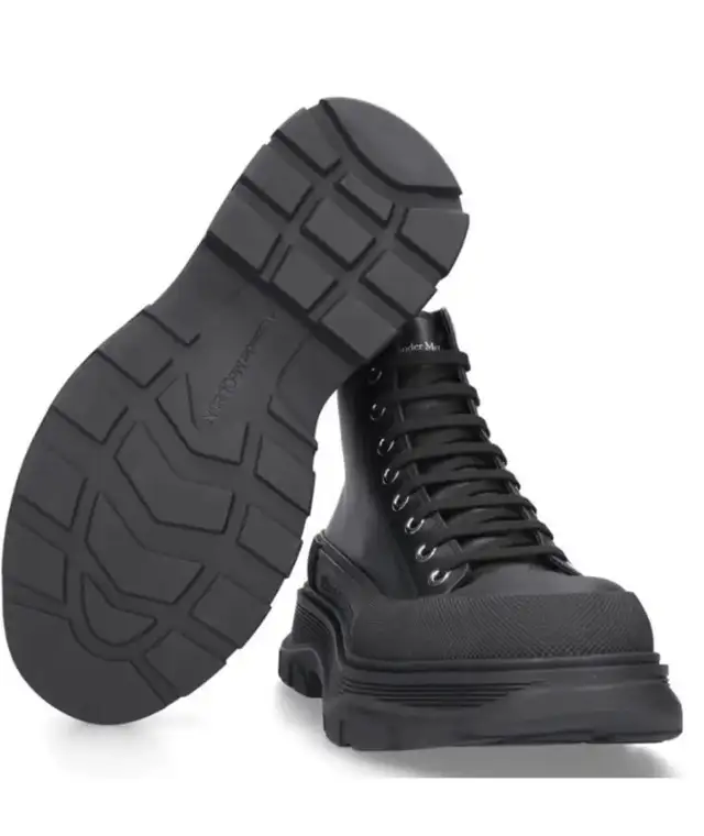 Alexander McQueen Leather Boots - Womens size 7.5 in Women's - Shoes in City of Toronto - Image 4