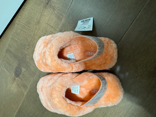 Brand New - UGG Fluff Yeah Slides in Women's - Shoes in Oshawa / Durham Region