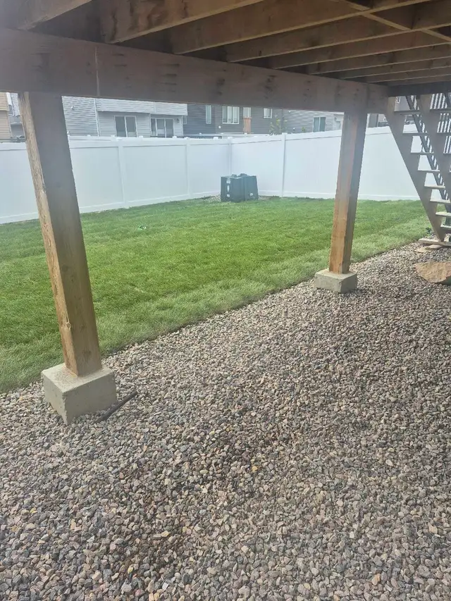 Roger's Landscaping572418043361382405
