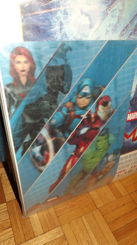 AVENGERS SUPERHEROES MARVEL 3D POSTER/HULK,IRONMAN,WIDOW,CAPTAIN in Arts & Collectibles in City of Toronto