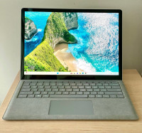 Surface Laptop 2| i5-8350U| 8GB DDR3| 256GB SSD 2K touch