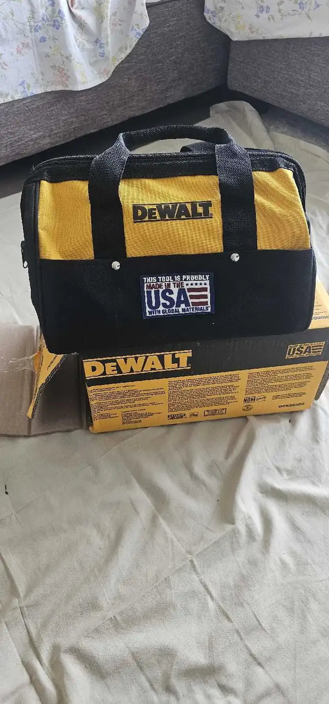 Dewalt 20V MAX* XR® Brushless Compact Drill/Driver Kit in Power Tools in City of Toronto - Image 4