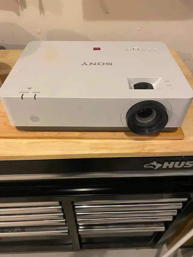 Sony Projector65712749851907120