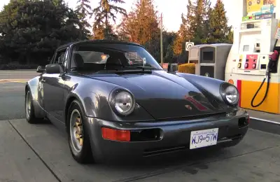 1970 911 originally a Targa converted to a wide body convertible. 2.7 L Weber carbs 915 Transaxle 5...