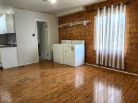 2Bed, 1Bath appliances incl. Available immediately
