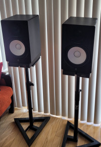 Set of Yamaha HS8 Monitors w/Yorkville SKS-41B Stands, Foam Pads