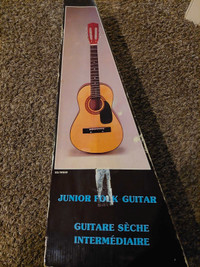 Acoustic Guitar for kids VERY GOOD CONDITION 