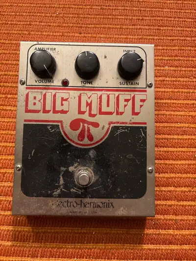 Electro-Harmonix Big Muff Pi, View more