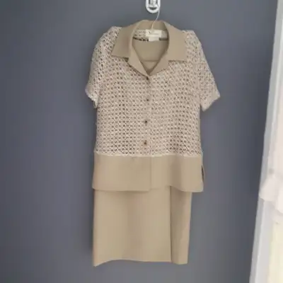 SET NEUF CHIC SELENE GR SMALL FEM JUPE LONGUE HAUT+VESTE: $15.00, View more