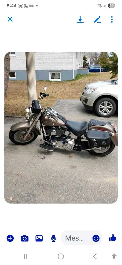 2004 Harley Davidson Fatboy mirage two new Michelin tires to upsets windshield comes with it mileage...