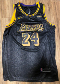 Kobe Bryant Mamba jersey XL