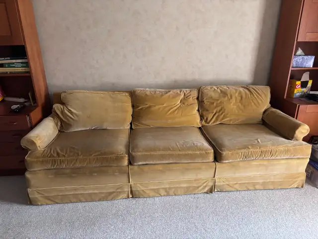 Sofa and Armchair in Multi-item in Kingston - Image 5
