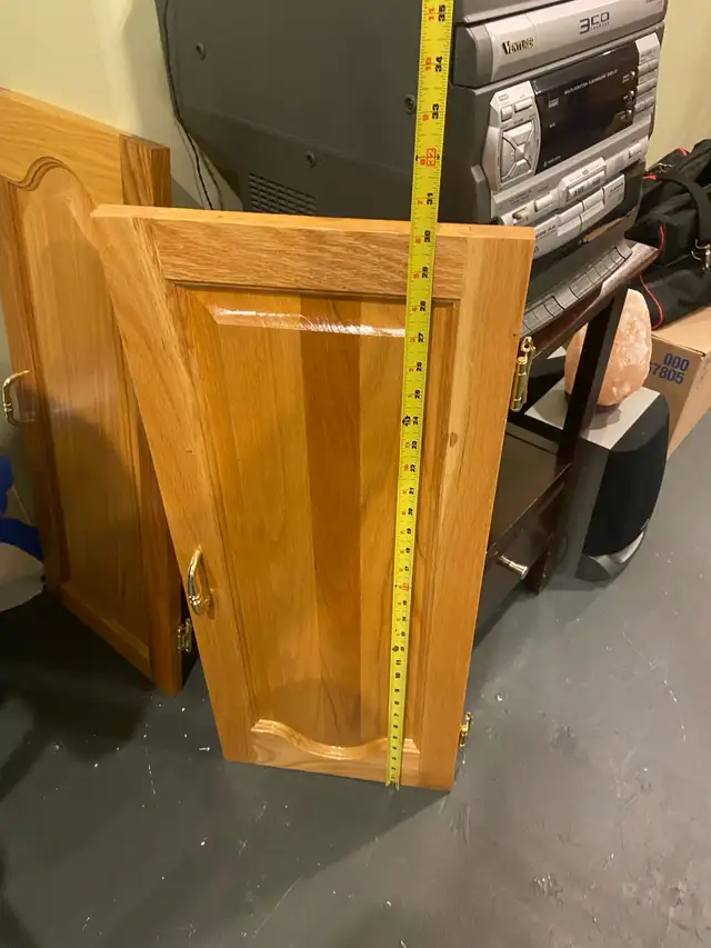 solid oak cupboard doors in Windows, Doors & Trim in Calgary - Image 2