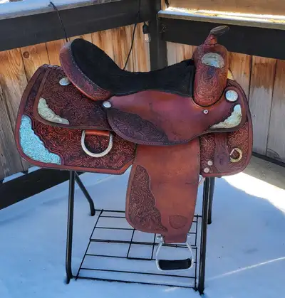 16 Tex Tan Equitation saddle, View more