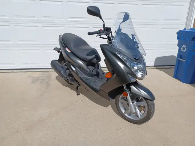 2020 yamaha smax155 in Scooters & Pocket Bikes in Winnipeg - Image 2
