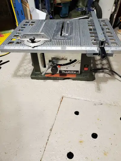 Vintage Makita Table Saw 8 1/4", View more