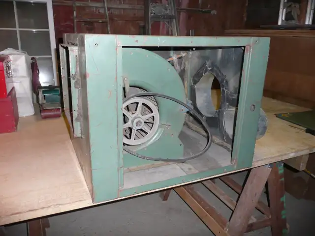 Boitier avec ventilateur de fournaise de 10 pouce in Fireplace & Firewood in Thetford Mines - Image 4