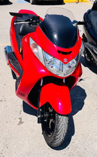 Suzuki Burgman, View more