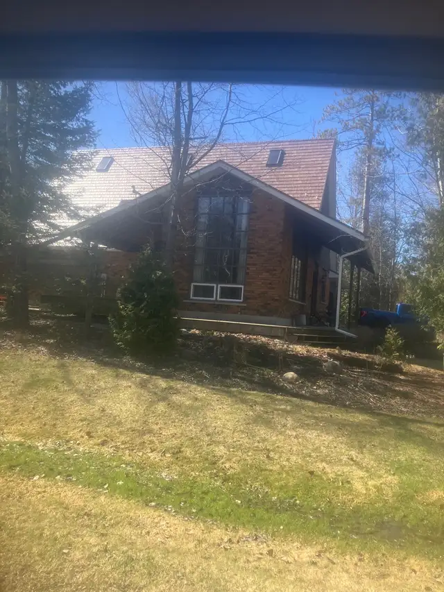 3 Lakeshore Lane, Tiverton. in Houses for Sale in Owen Sound - Image 3