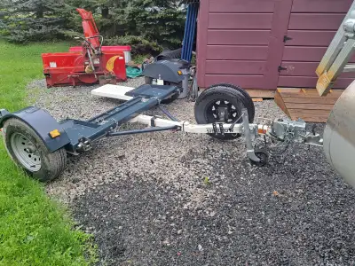 $3,500 Like new, only used 4 times. Original purchase price $4,500 plus tax. Surge brakes, spare tir...