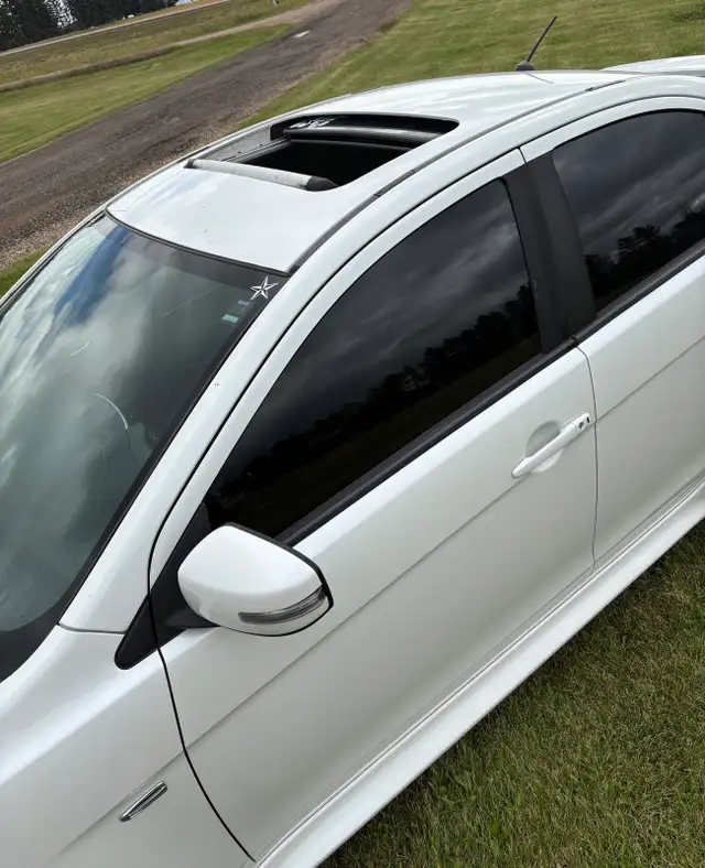 2017 Mitsubishi Lancer ES 557016744954449922
