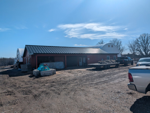 Building/Garage/Workshop in Other Business & Industrial in Brockville