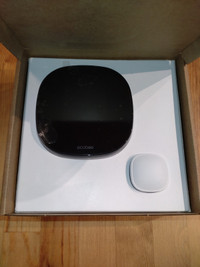 Ecobee SmartThermostat with voice control and SmartSensor