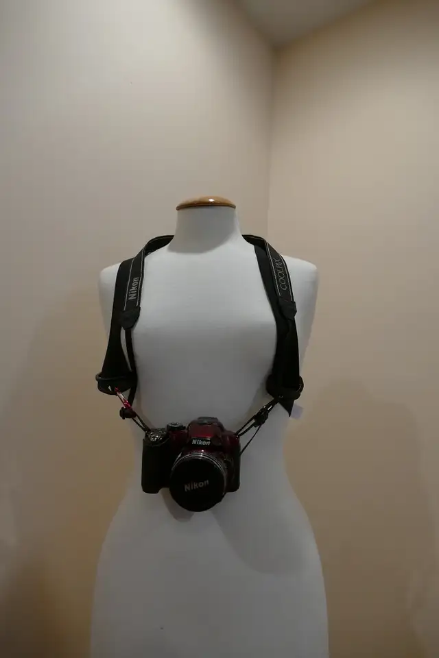 Camera or Binoculars Harness, Very Comfortable and safe to wear.