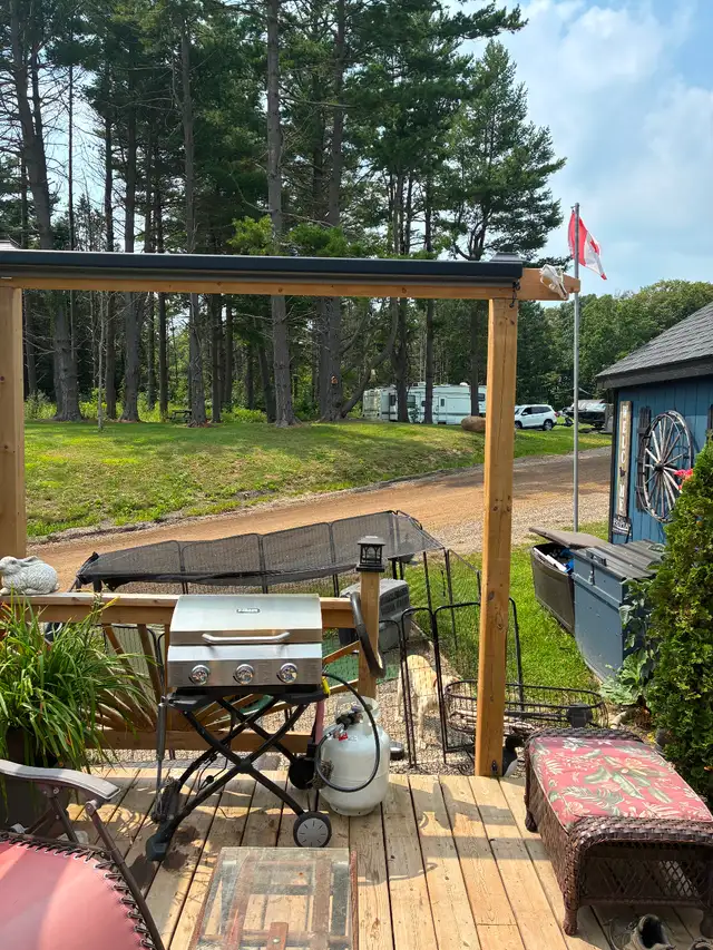 24’ x 10’ DECK549769236773621765